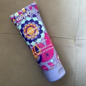 Amika Supernova Blonde Moisture and Shine Cream